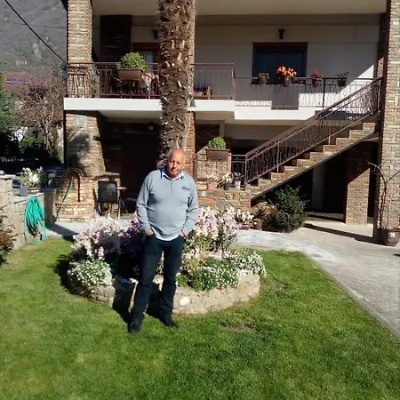 Casa de hóspedes Athanasiou 3*