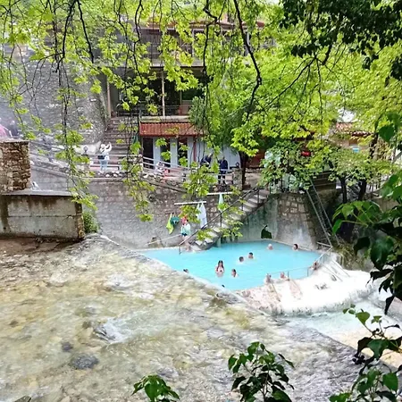 Athanasiou Pensionat Káto Loutrákion