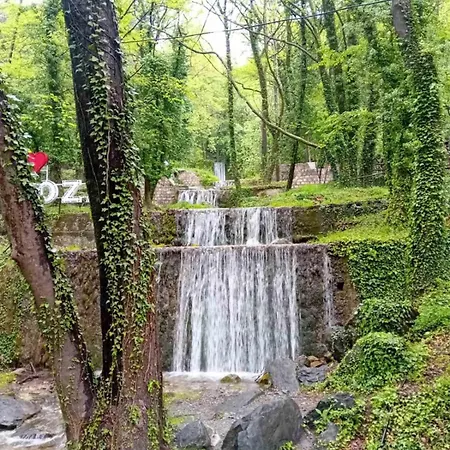 Athanasiou Káto Loutrákion