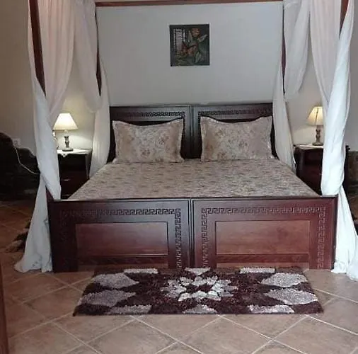 Athanasiou Casa de hóspedes 3*