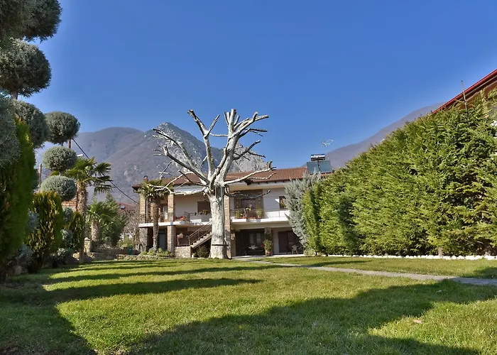 Casa de hóspedes Athanasiou Káto Loutrákion